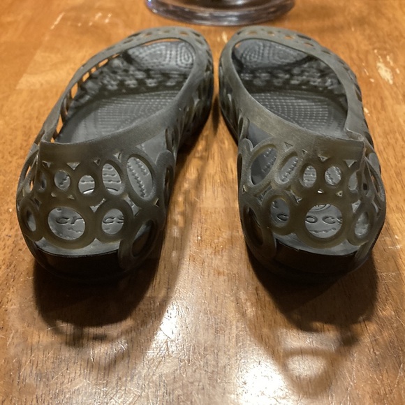 Crocs jelly style open toe flats - Picture 3 of 4